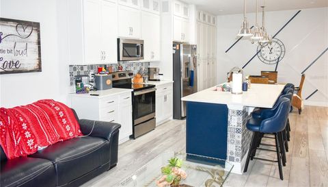 180 LAKE SMART CIRCLE