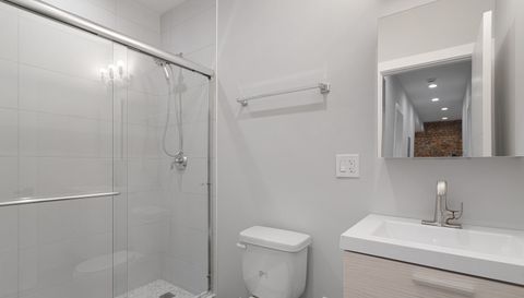 1556 W Juneway Terrace