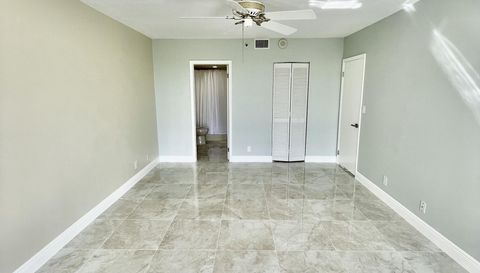 5951 Wellesley Park Dr