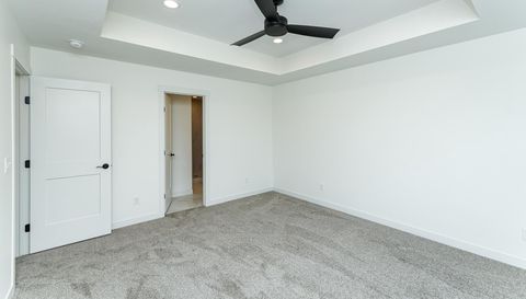 1816 Robinson Lane NE