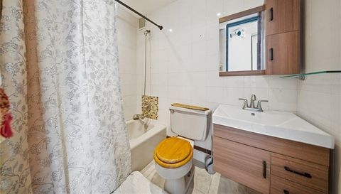 1035 ASHFORD AVE MIRADOR DE CONDADO