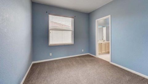 5012 Victoria Cir