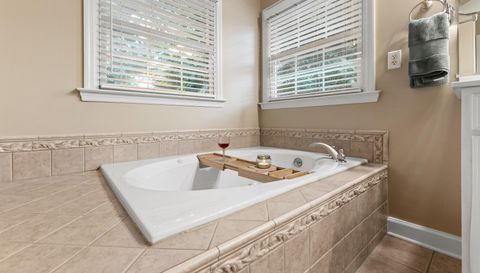 10320 Castlebridge Ct