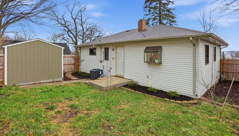 104 E Division Street