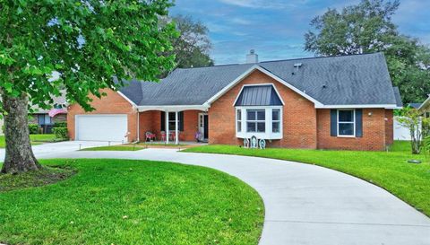27 WINDING CREEK WAY