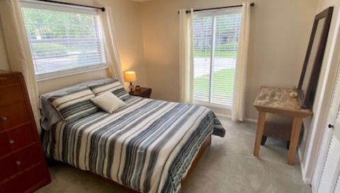 1834 Holly Oaks Ravine Dr