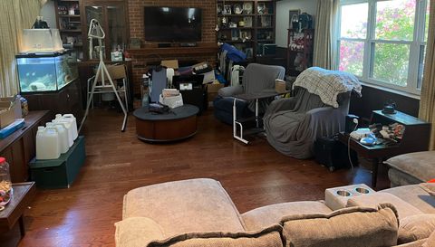 135 Meriwether Cir NW