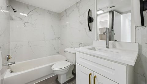 5050 Matilda St #225