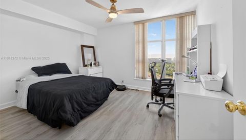 3500 Mystic Pointe Dr