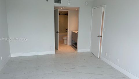 3411 Indian Creek Dr