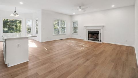 3560 Rosewicke Dr Cumming