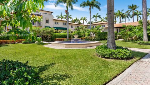 13636 Deering Bay Dr