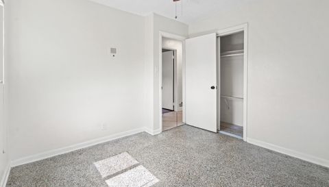 522 Wilshire Dr