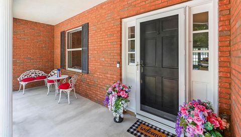27 WINDING CREEK WAY