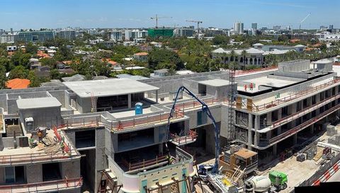 9341 Collins Ave