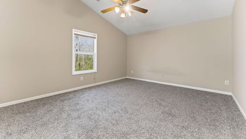 2653 Laurel Woods Ln SE