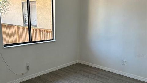 824 Alderman
