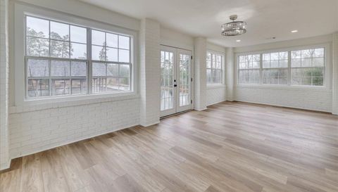 4756 MIKE PADGETT Highway