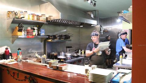 17 Calle Carlos Lebrun