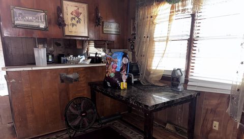 3126 Farrington Point Rd