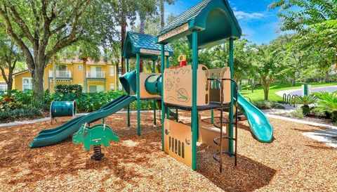 8401 CRYSTAL COVE LOOP