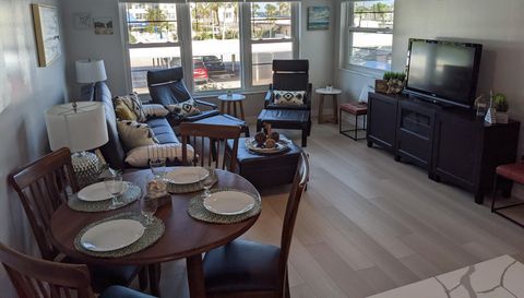 3806 Gulf Of Mexico Dr