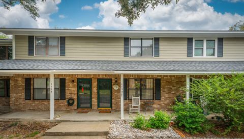 1192 Julian Clark Rd