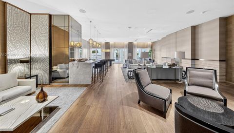 2711 N Ocean Dr