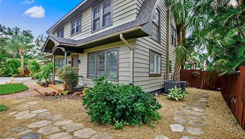 2218 Brevard