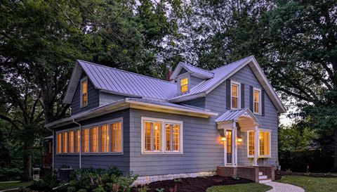 4450 Greenwich Rd