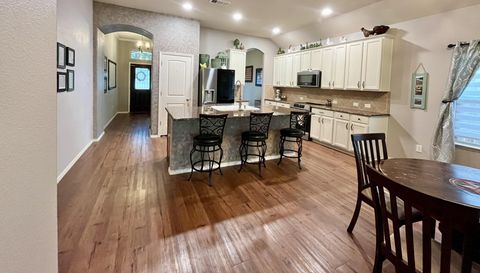 1105 Prairie Heights Dr