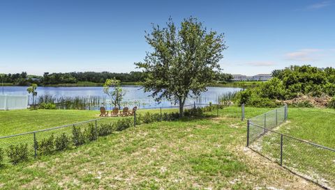210 Robbins Rest Cir