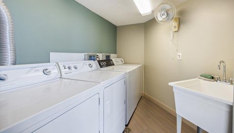 6615 Lake Shore Drive S