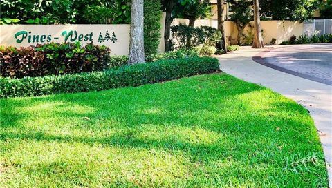 3094 Oakland Forest Dr