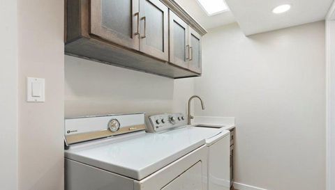 1725 White Cloud Drive N