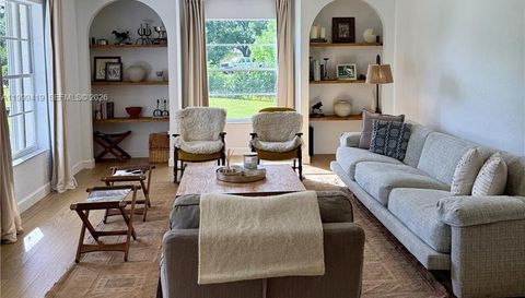 625 Whippoorwill Ter