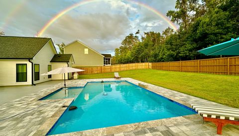 3395 Mariana Oaks Dr