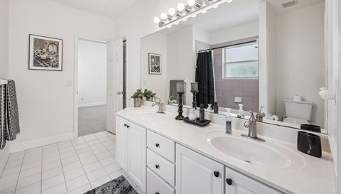 8072 Canyon Lake Cir