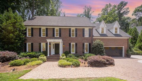 1820 Hunting Ridge Rd