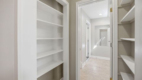 29 Small Mountain Dr