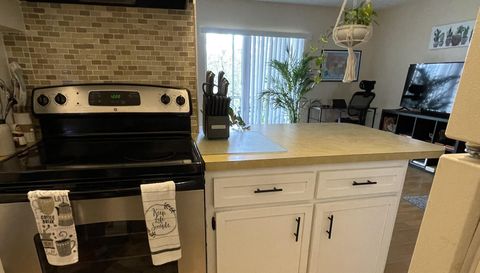 239 S McMullen Booth Rd