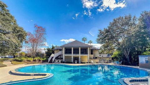 71 CARRIAGE CREEK WAY