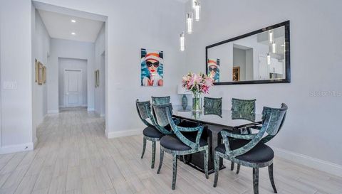 10481 ROYAL CYPRESS WAY