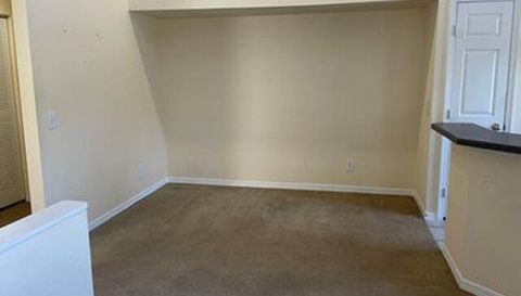 13700 Richmond Park Dr N