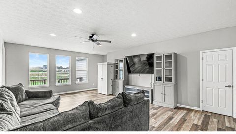 9830 S State Road 13 Fortville