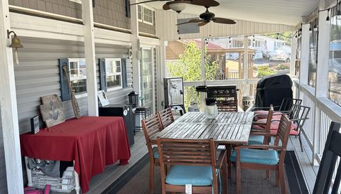 195 Grand View Dr