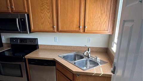 3063 ST CLAIR AVENUE