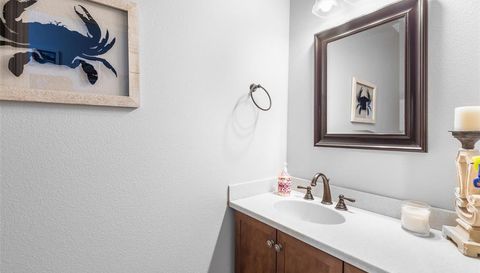 28042 LINDENHURST DRIVE