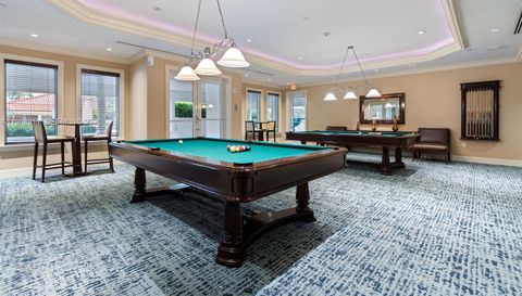 19900 W Country Club Dr