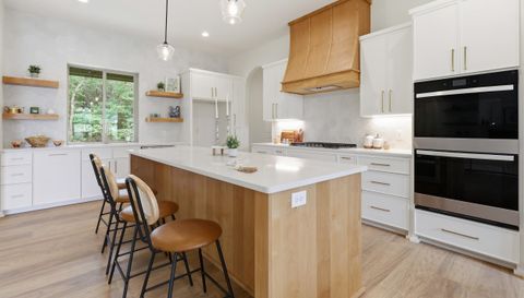 273 Martin Dr